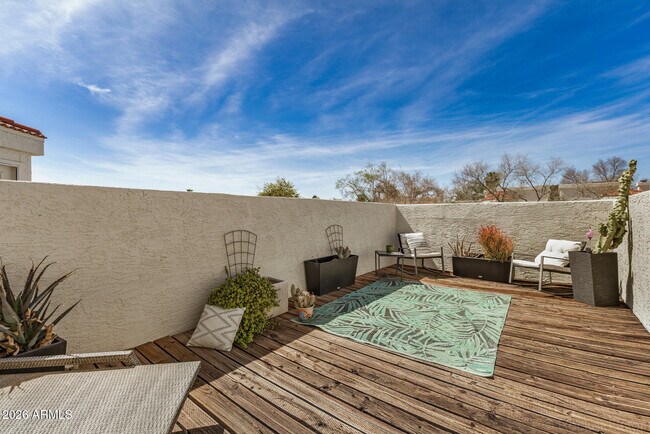 Building Photo - 4225 N 21st St