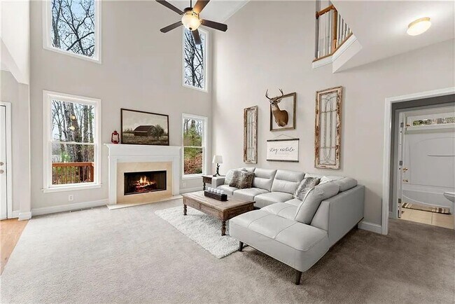 Building Photo - Beautiful home in Stratford on Lanier-5 bed 3 bath in sought after swim, tennis and lake community!