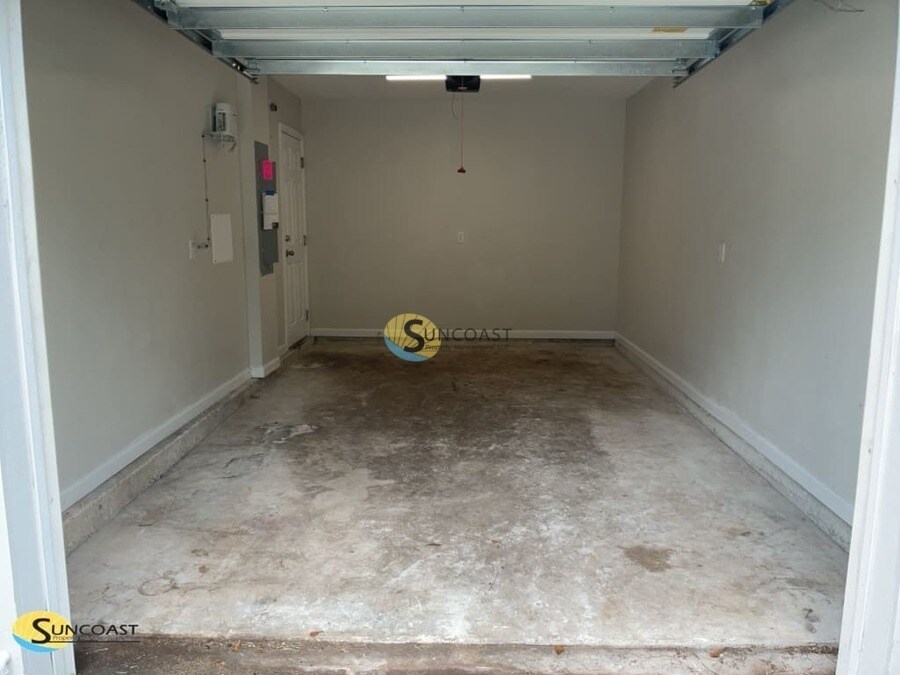 Building Photo - 8337 Homeport Ct