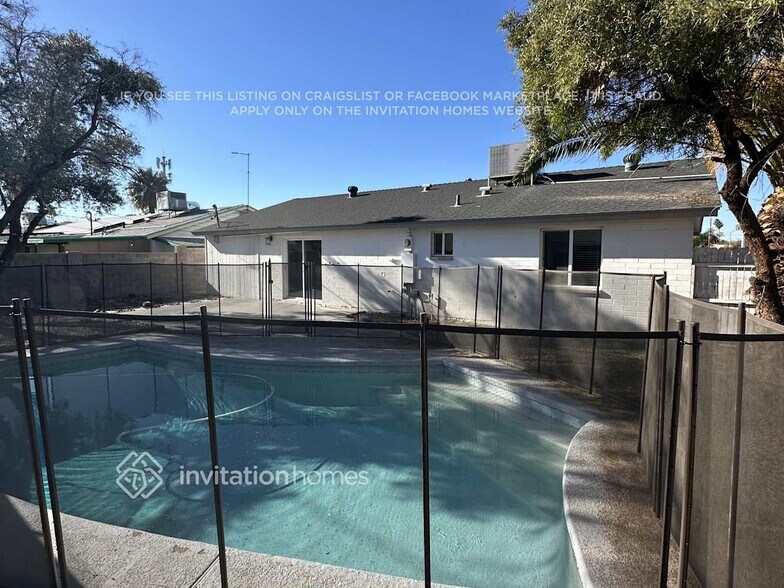 Building Photo - 3459 E Friess Dr