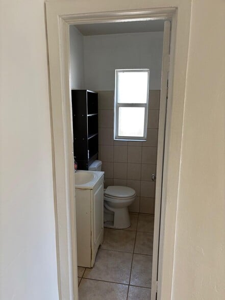 Bathroom - 308 N H ST