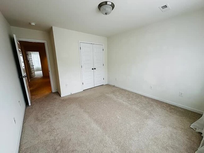 Building Photo - 5604 Benoni Ct