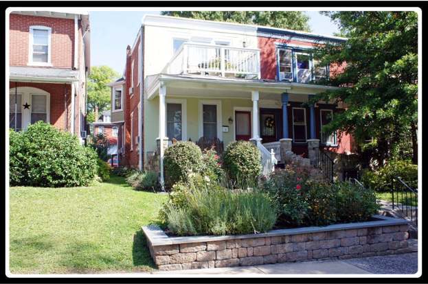 Building Photo - 35 E Front St