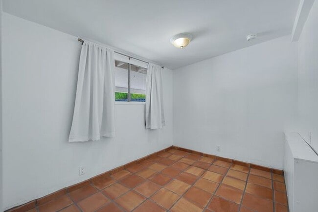 Building Photo - Charming home located in a highly convenient central Phoenix area