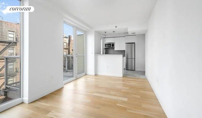 Building Photo - 111 E 115th St