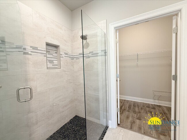Building Photo - 2510 Tree Feather Ct