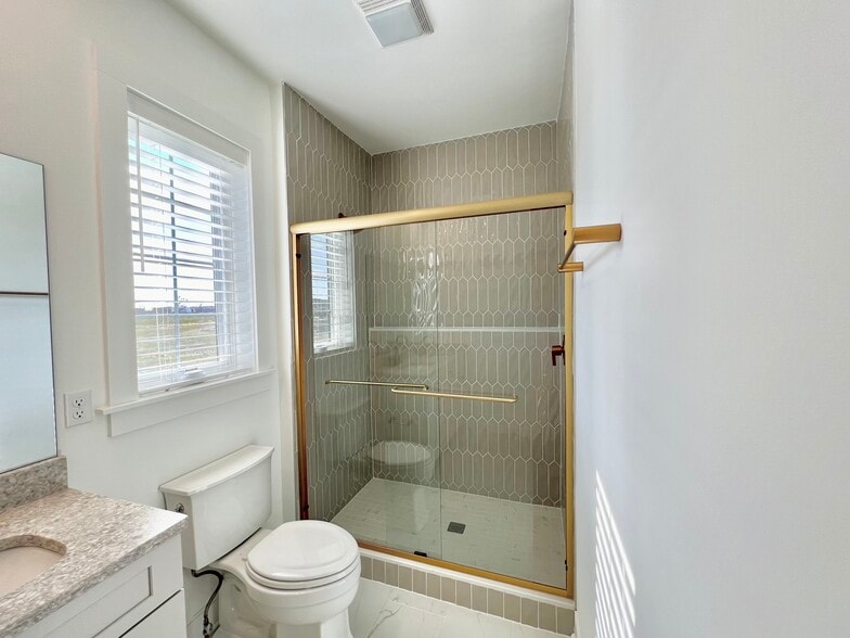 Building Photo - 401 Cranford Way
