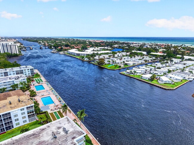 Building Photo - 2016 S Federal Hwy