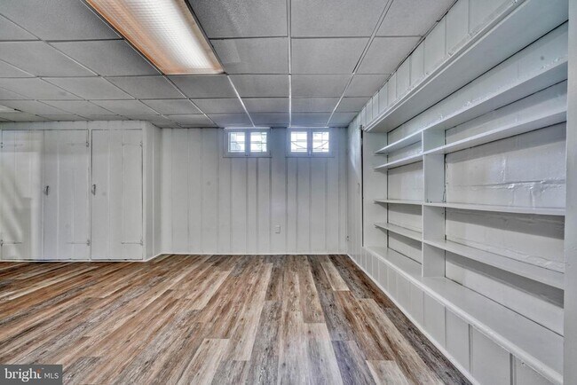 Building Photo - 6473 Blenheim Rd