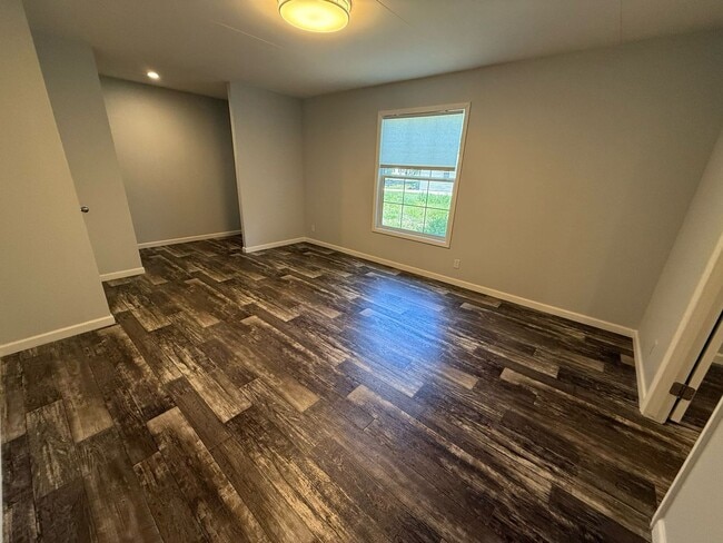 Building Photo - 55+ community Sylvan Grove / move in Special!