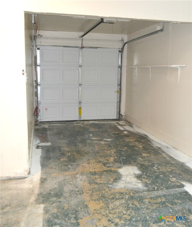 Building Photo - 1501 Bluffdale St