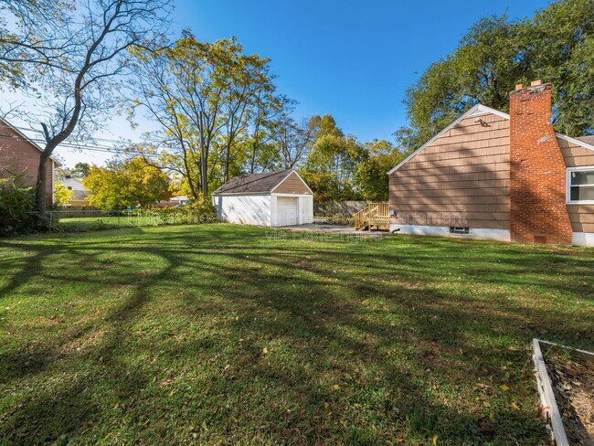 Building Photo - 1621 Sullivant Ave