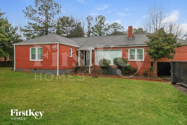 Building Photo - 1648 Columbia Dr