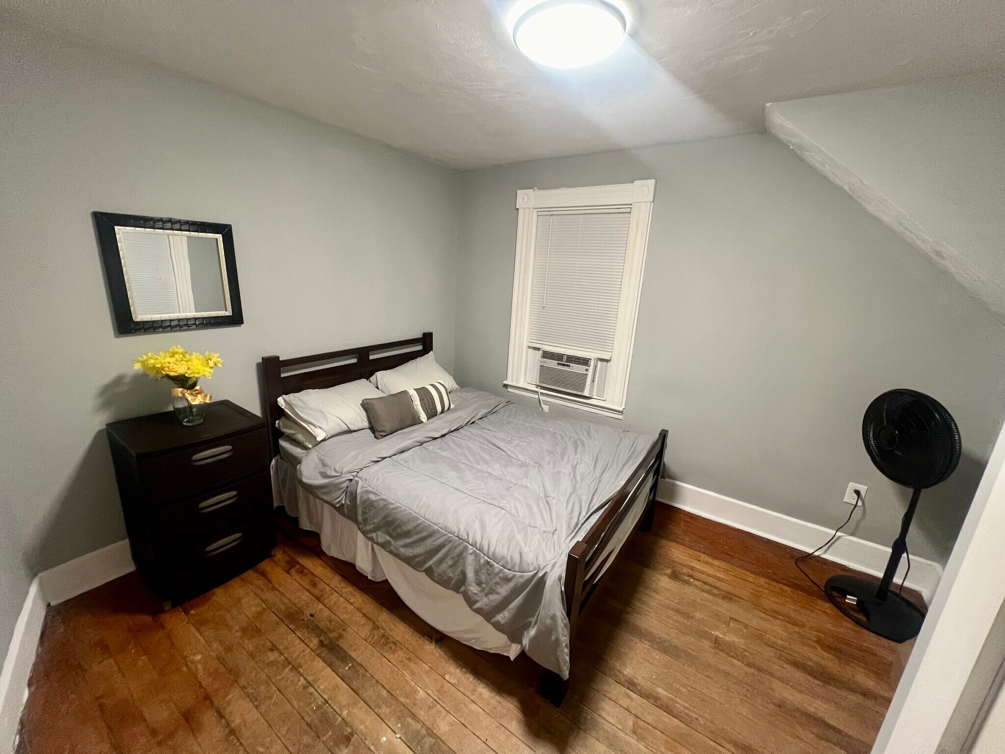 Bedroom 3 - 203 Hall St