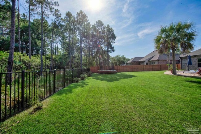 Building Photo - 5718 Oak Hvn Ln