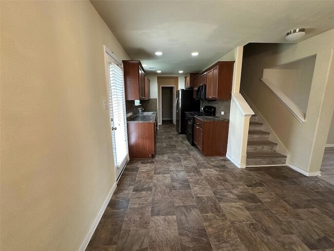 Building Photo - 307 Wildcat Dr