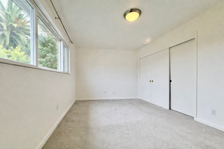 Building Photo - 6501 Raymond St