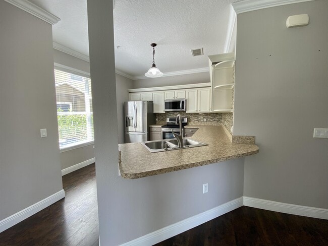 Building Photo - 1343 Broken Oak Dr