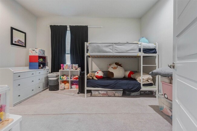 Building Photo - 2802 Grand Fountains Dr