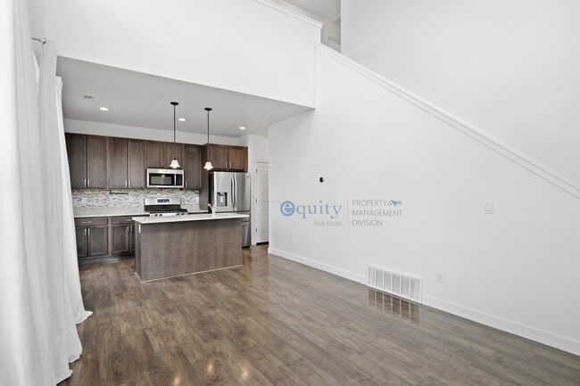 Building Photo - 10539 Liv Way