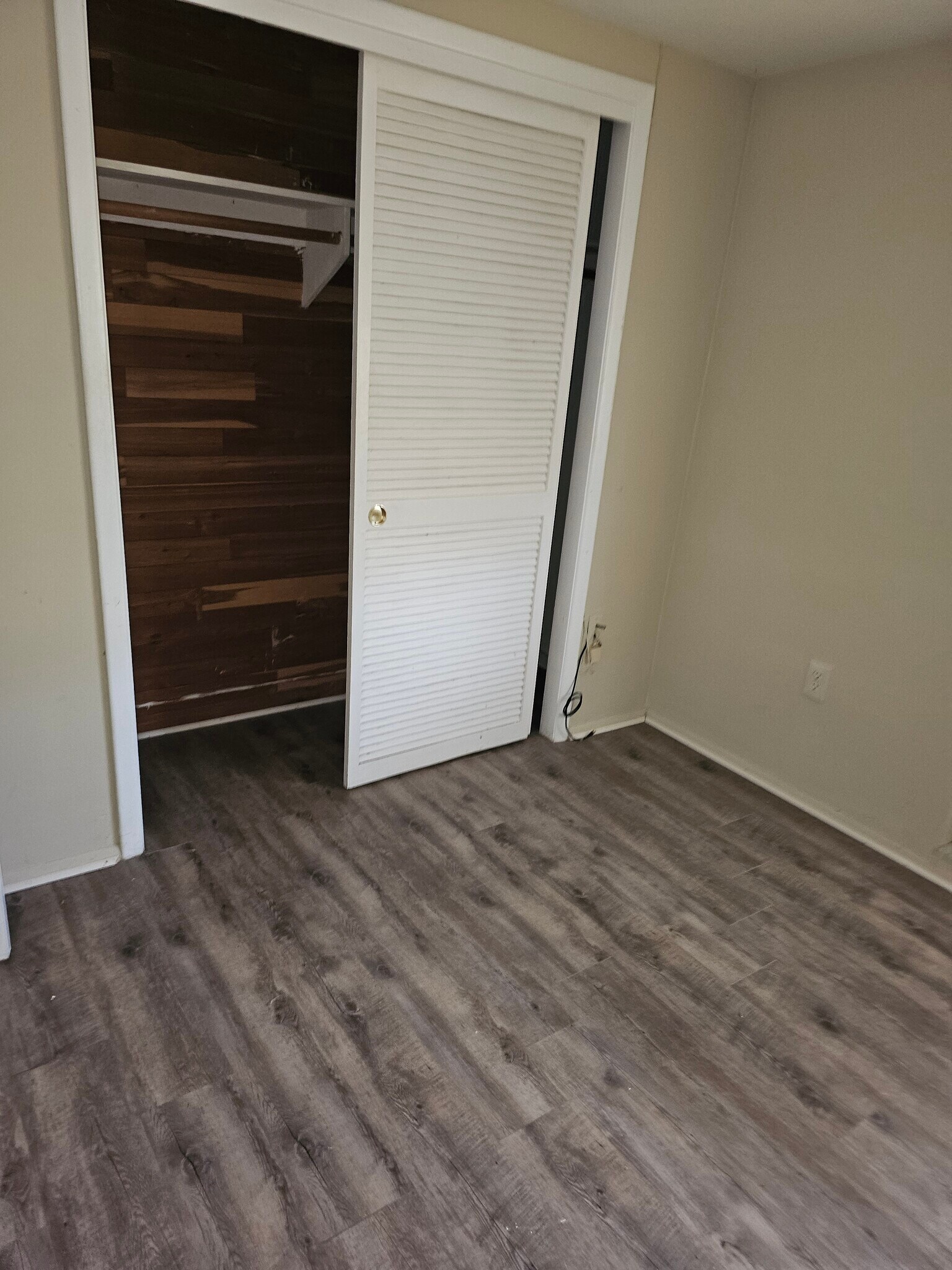 Building Photo - 3736 Sail Dr