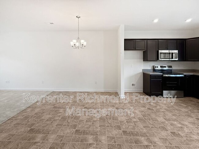 Building Photo - 206 Green Park Rd