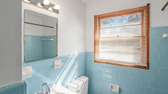 Building Photo - Cozy 3-Bedroom Home with Corner Lot in Rincon