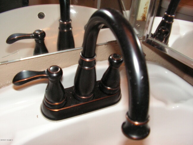 Building Photo - 6725 W Brown St