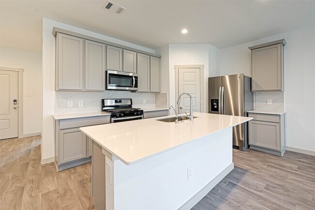 Building Photo - 250 John House Ln