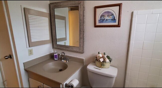 Building Photo - 4749 E Ridge Creek Dr
