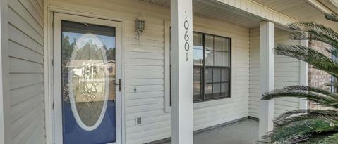 Building Photo - 10601 Silver Creek Dr