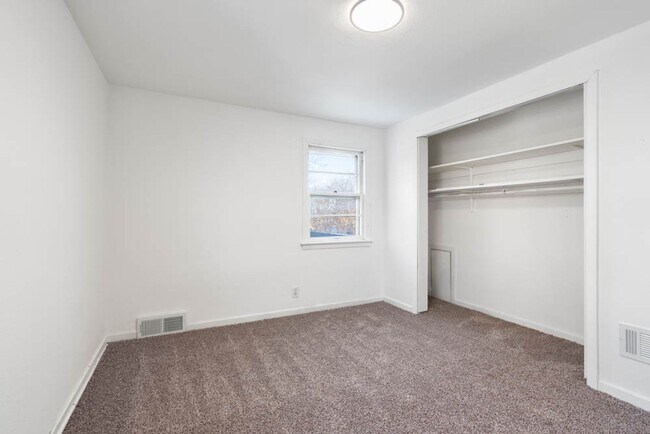 Building Photo - 1122 Franklin St