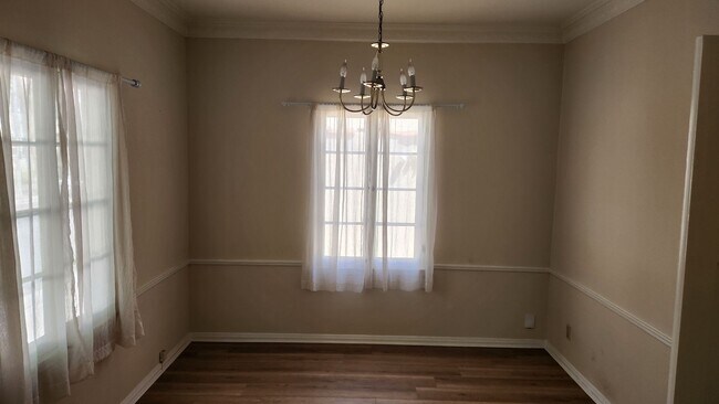 Building Photo - 6531 Orange St