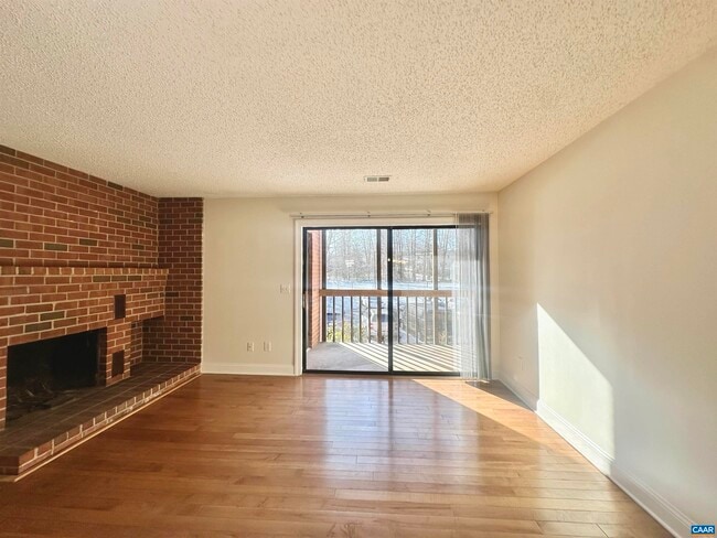 Building Photo - 114 Turtle Creek Rd