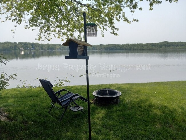 Building Photo - 44361 66th St