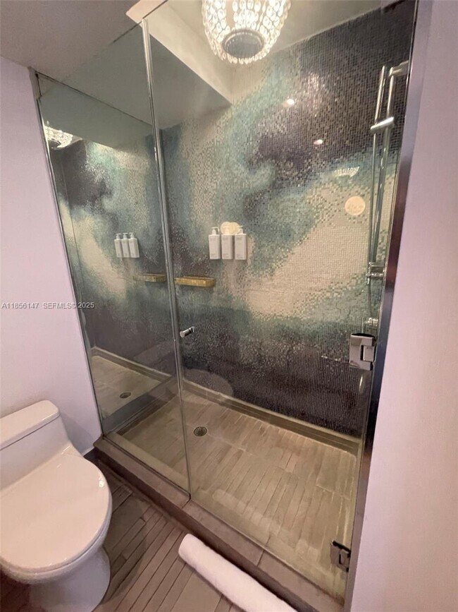 Building Photo - 1100 West Ave