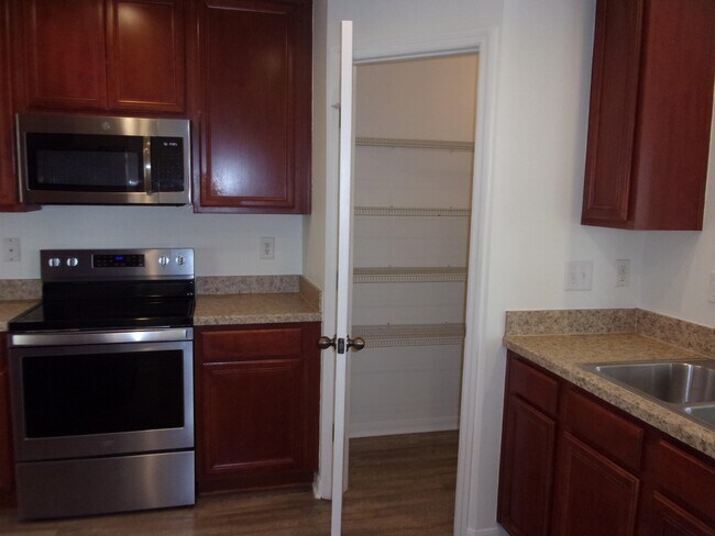 Building Photo - 274 Syrah Way