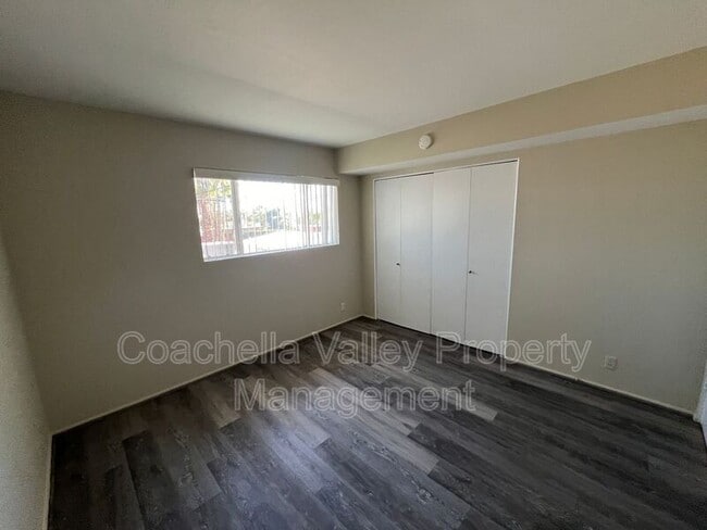 Building Photo - 550 El Cielo Rd