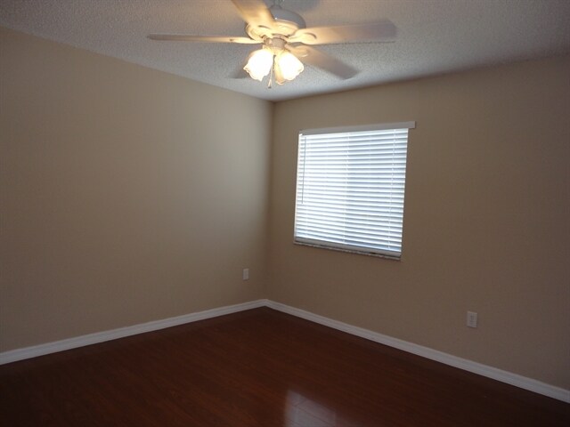 Building Photo - 1101 Blufield Avenue