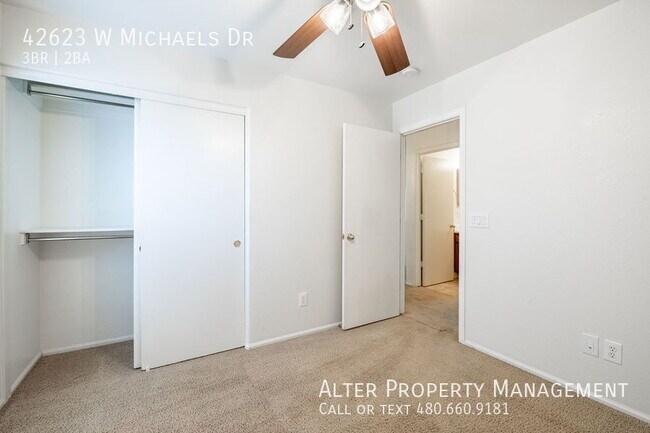 Building Photo - 42623 W Michaels Dr