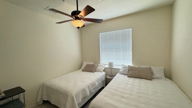 Building Photo - Turnkey Furnished Short Term Rental Availa...