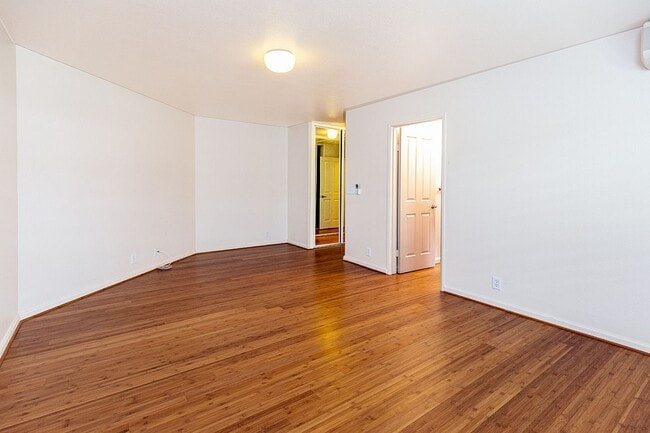 Building Photo - 95-289 Naaualii Pl