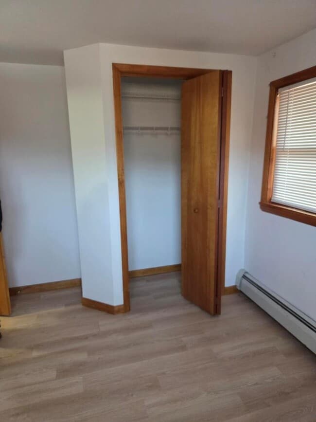 Building Photo - 155 School Ave