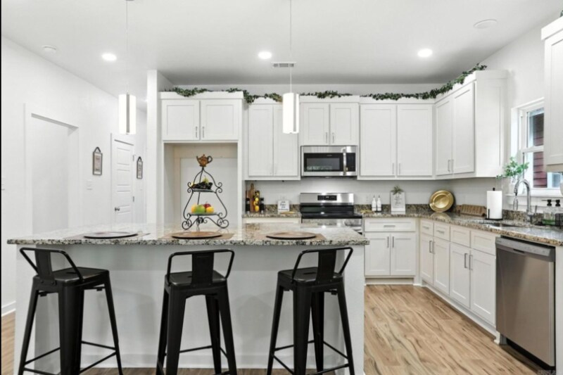 Building Photo - 1418 S Martin St