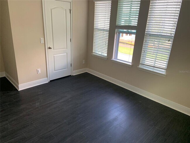 Building Photo - 8706 Tavistock Lakes Blvd