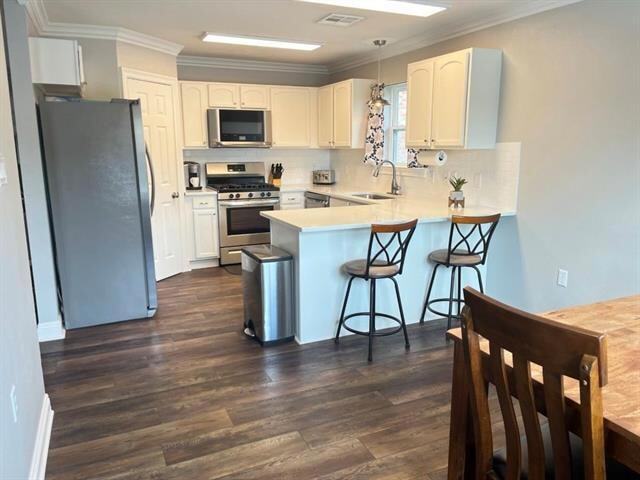 Building Photo - 107 Highland Ave