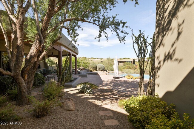 Building Photo - 10418 E Groundcherry Ln