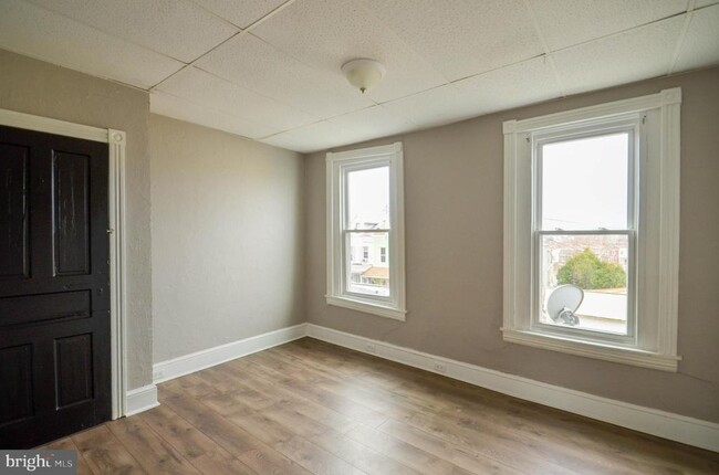 Building Photo - 1047 N 12th St