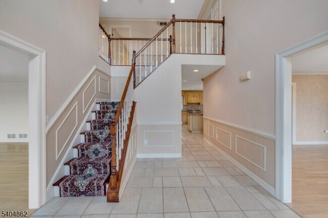 Building Photo - 19 Lea Pl