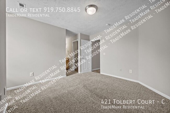 Building Photo - 421 Tolbert Ct